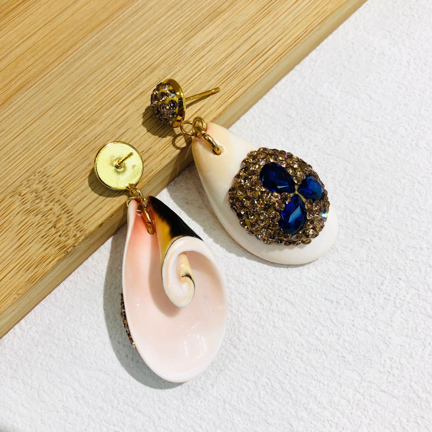 Natural conch shell earrings