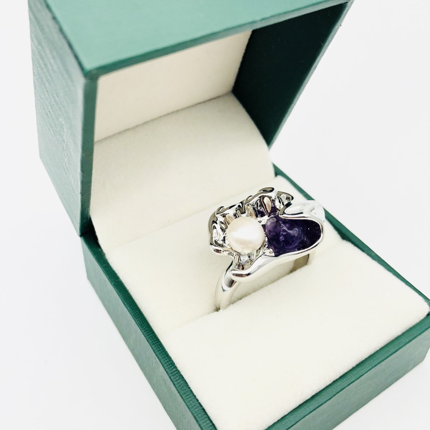 Freshwater pearl amethyst ring