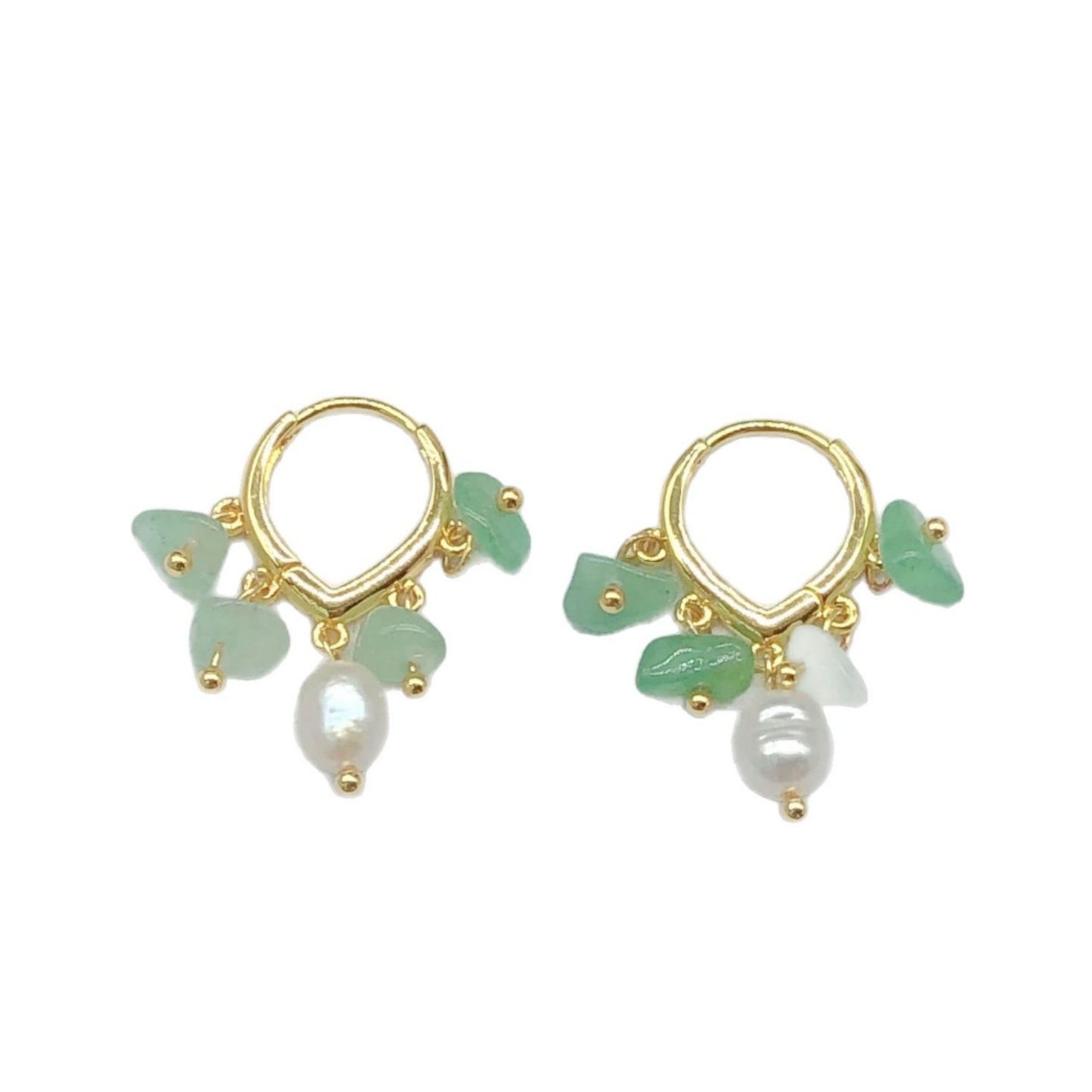 Green winter tent pearl earring