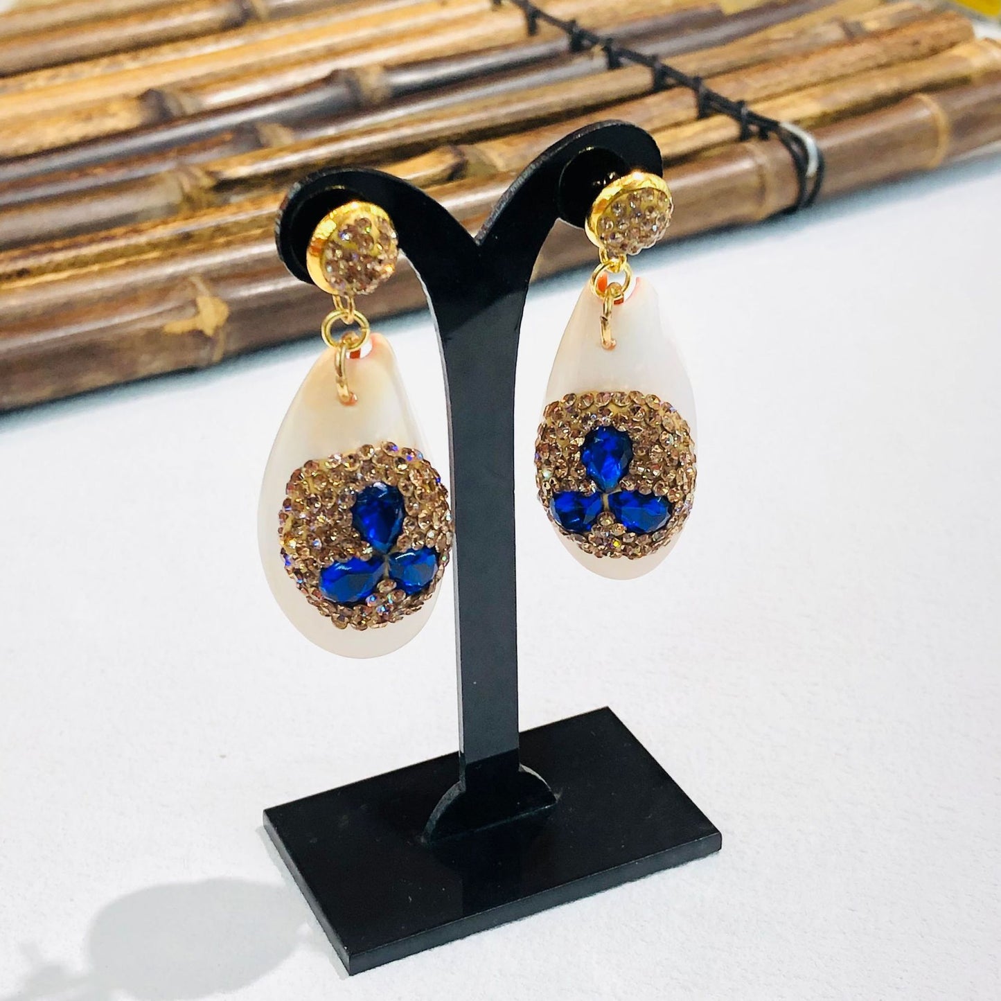 Natural conch shell earrings