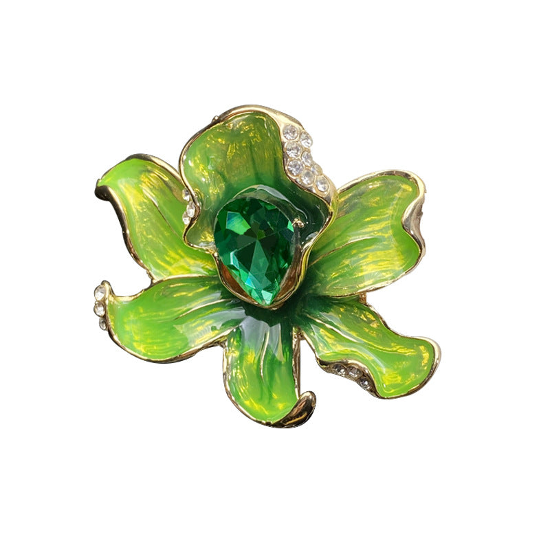 Green crystal brooch